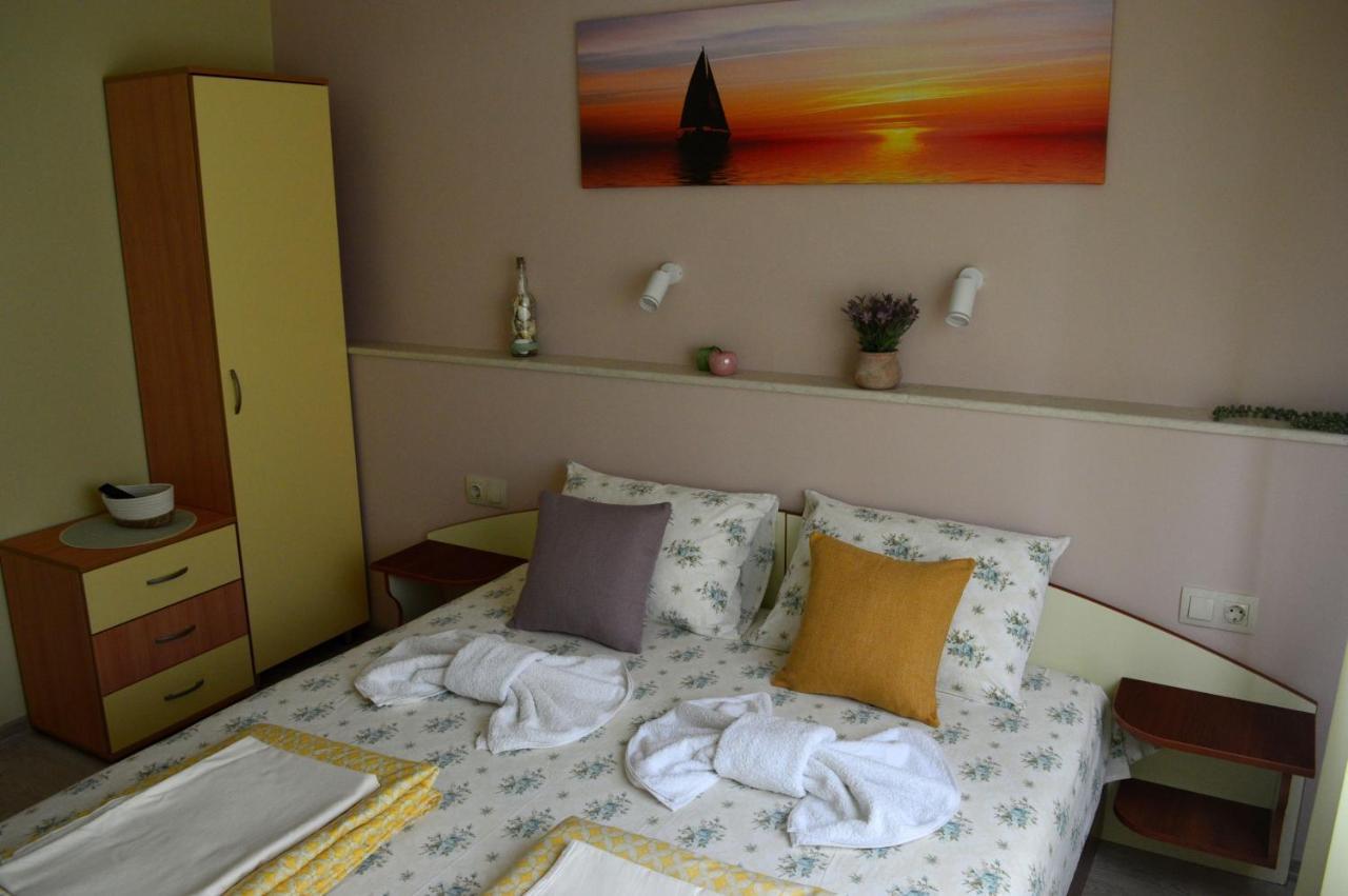 Yanis Hotel Chernomorets Exterior foto