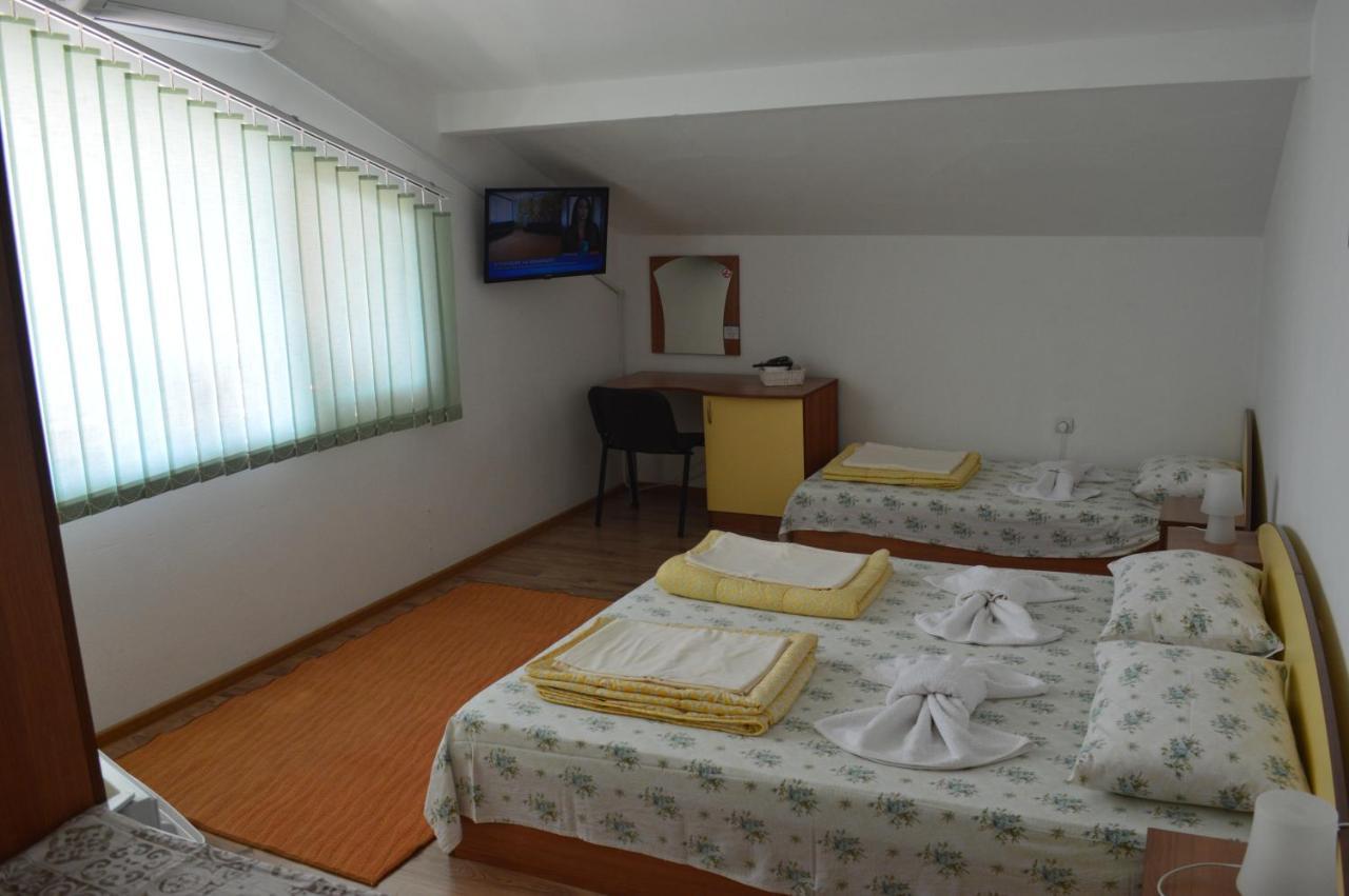 Yanis Hotel Chernomorets Exterior foto