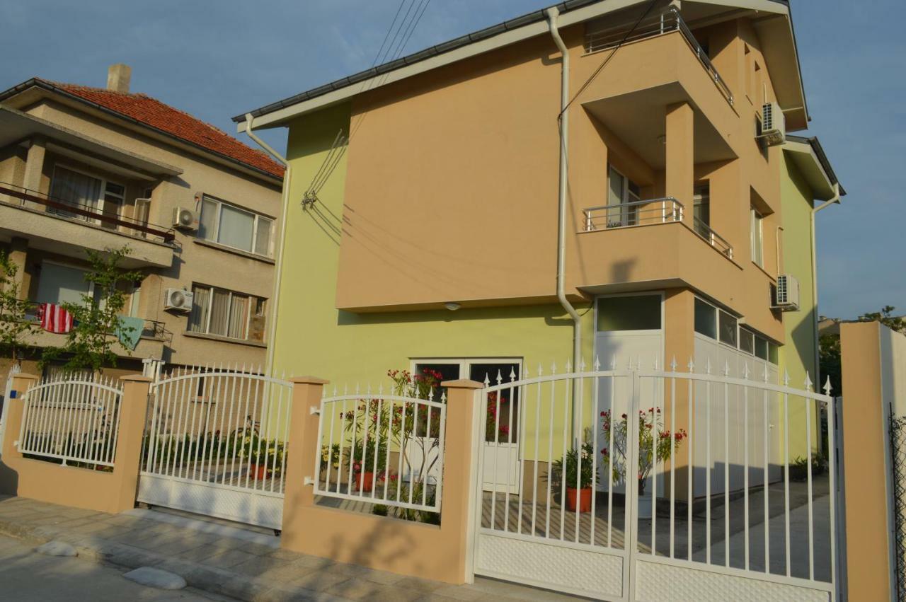 Yanis Hotel Chernomorets Exterior foto