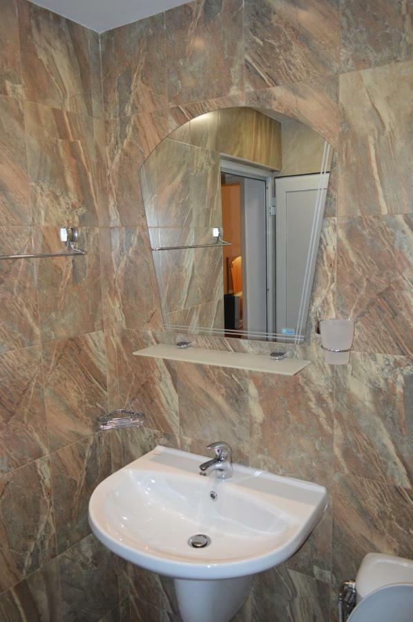 Yanis Hotel Chernomorets Exterior foto